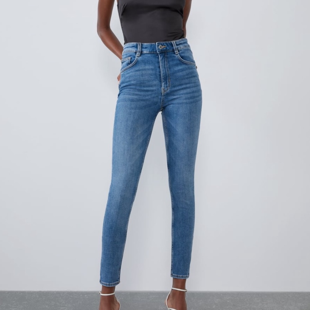 Zara Vintage Hi-Rise Jeans